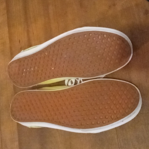 VANS - Picture 4 of 4